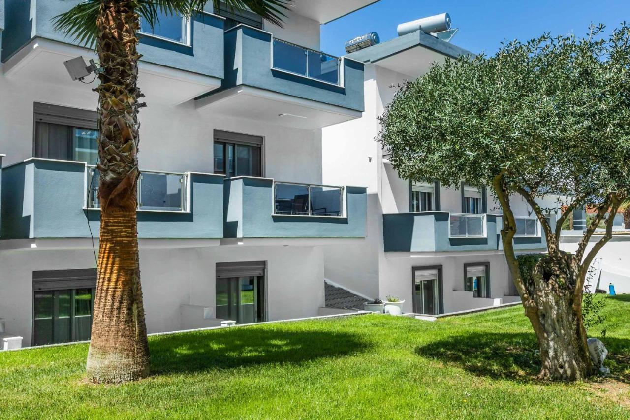 Akritas Hotel Pefkochori Bagian luar foto