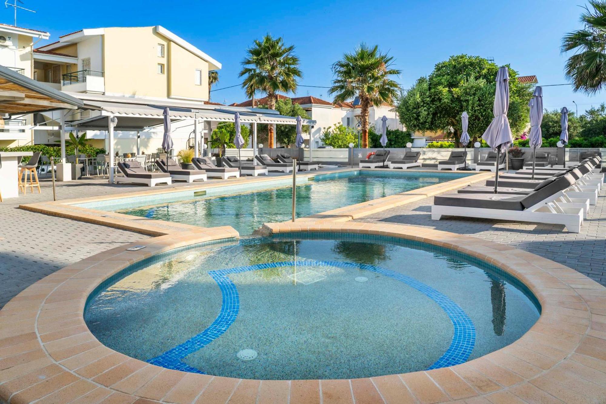 Akritas Hotel Pefkochori Bagian luar foto