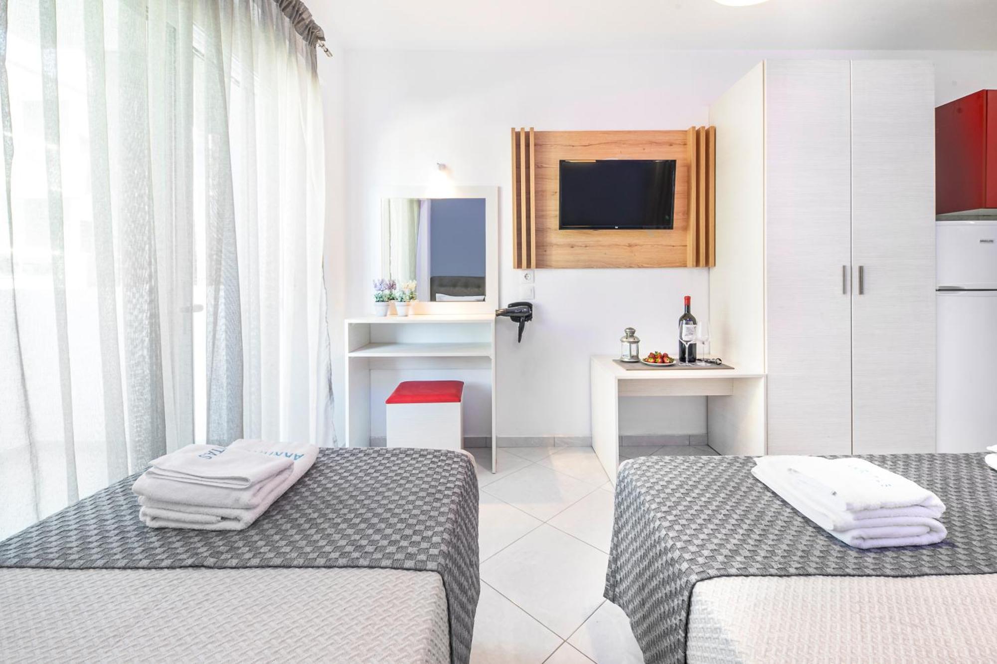 Akritas Hotel Pefkochori Bagian luar foto