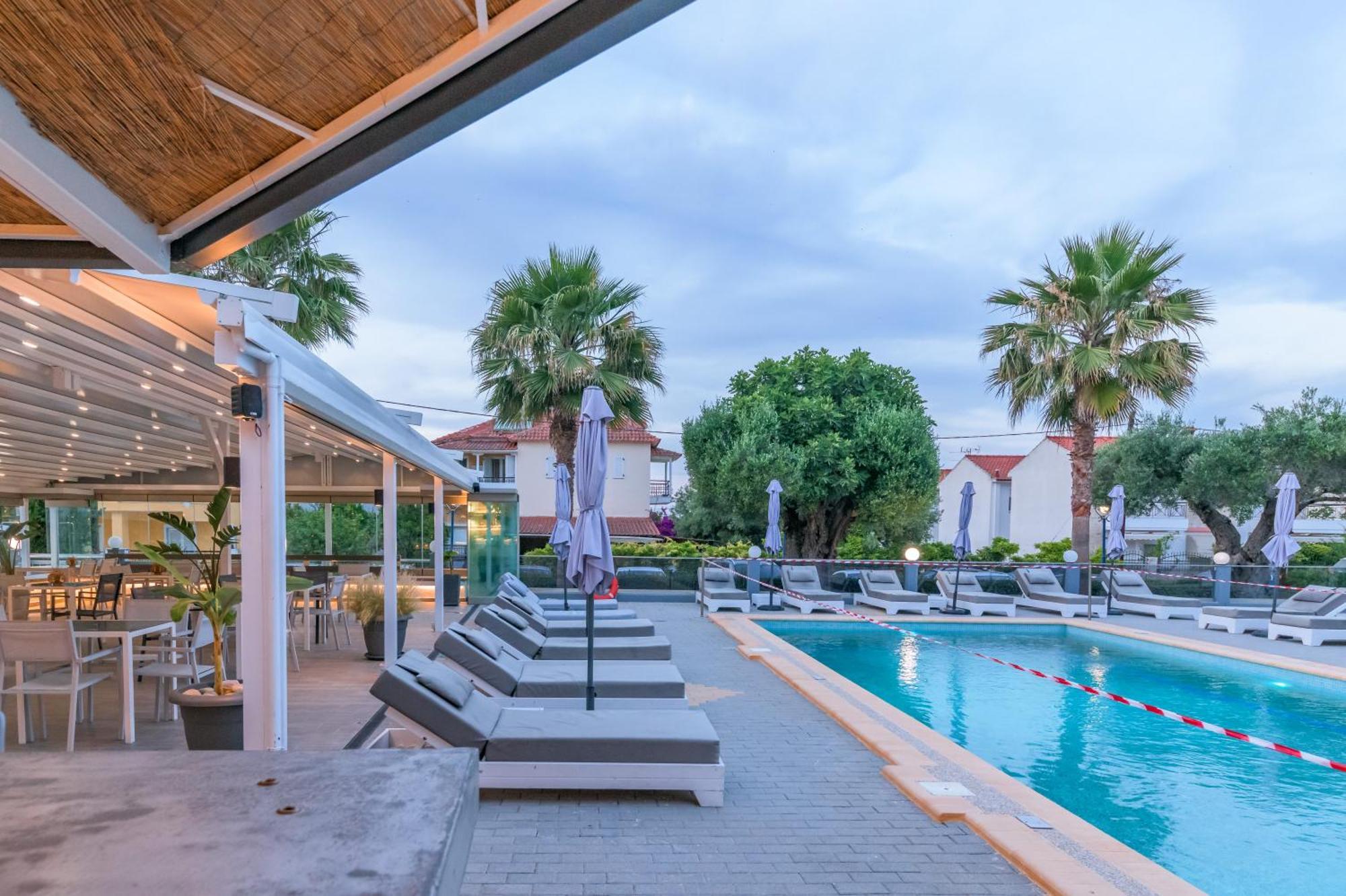 Akritas Hotel Pefkochori Bagian luar foto